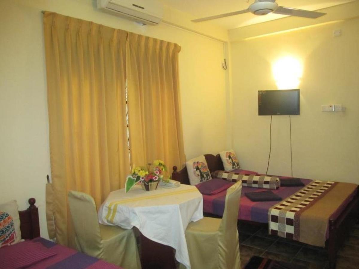 Kandy Paradise Hotel & Spa Gelioya Buitenkant foto