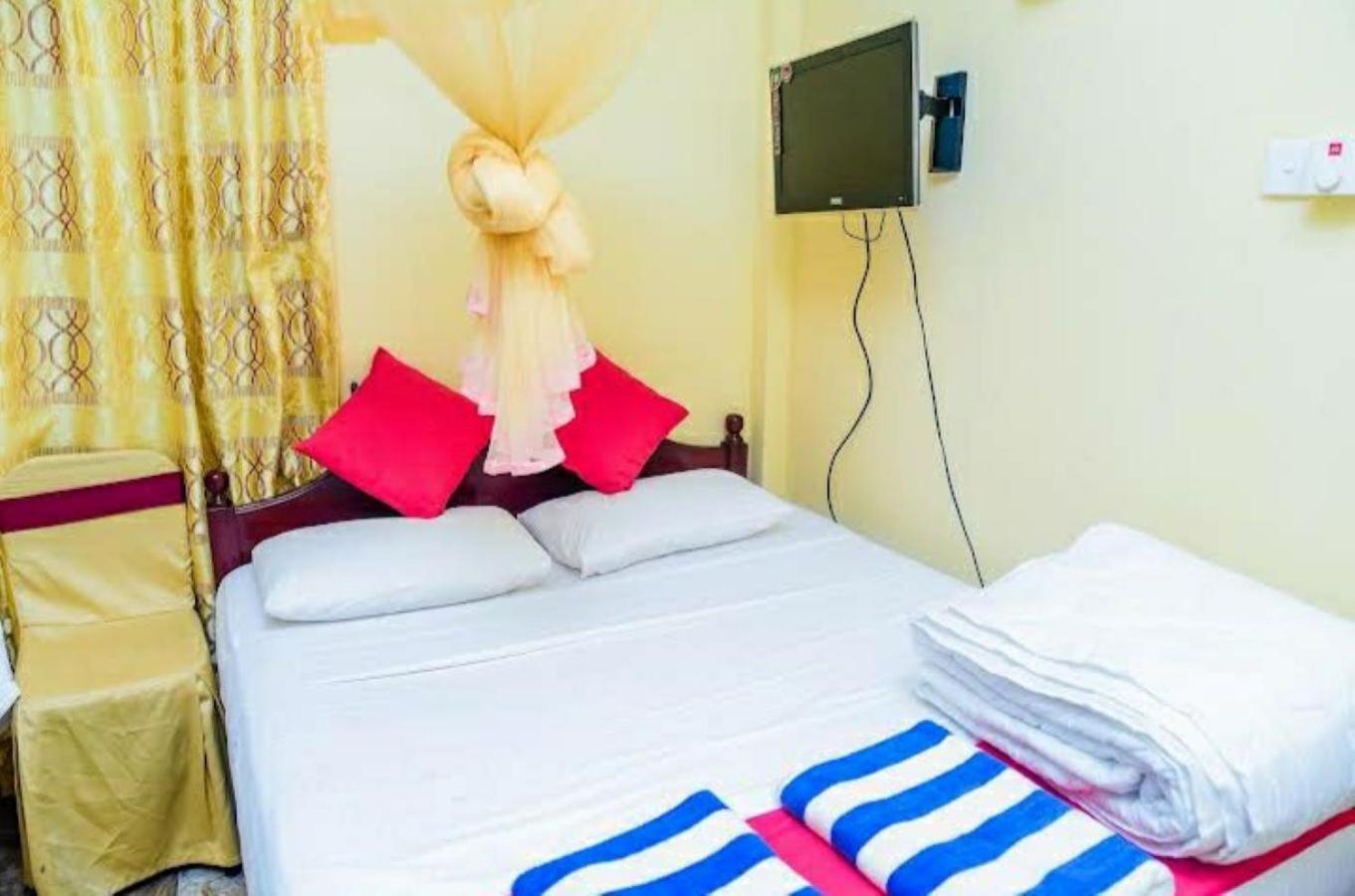 Kandy Paradise Hotel & Spa Gelioya Buitenkant foto