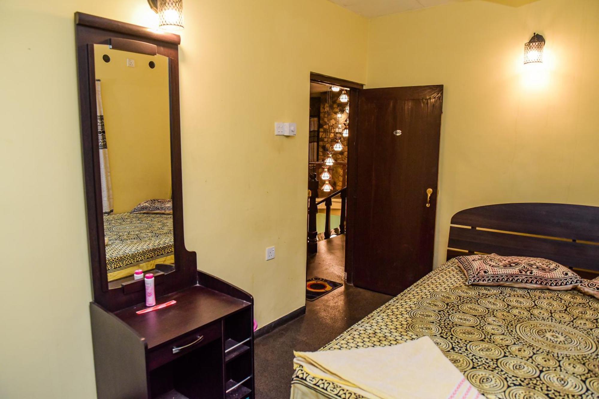 Kandy Paradise Hotel & Spa Gelioya Buitenkant foto